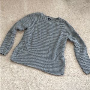 Grey sweater with side detail - Size XS